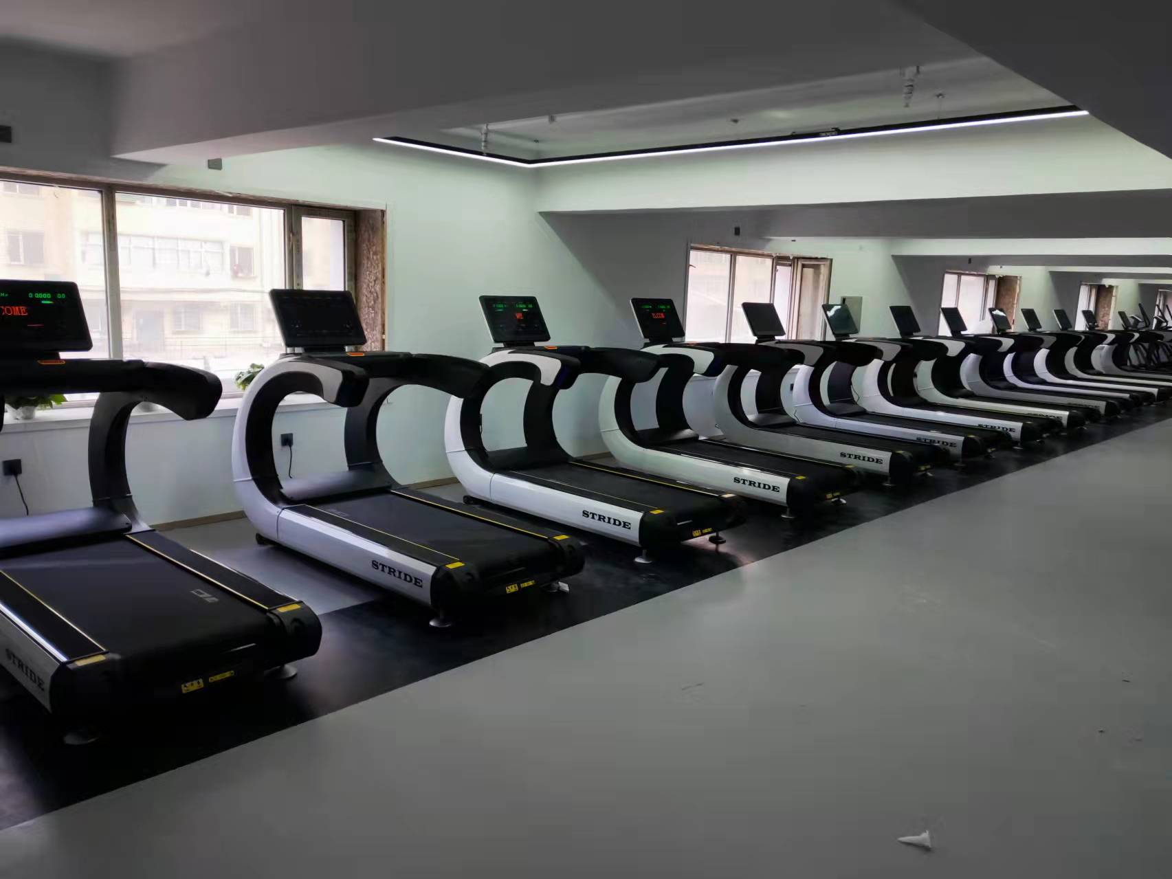 宝德龙有氧器械-跑步机深度科普