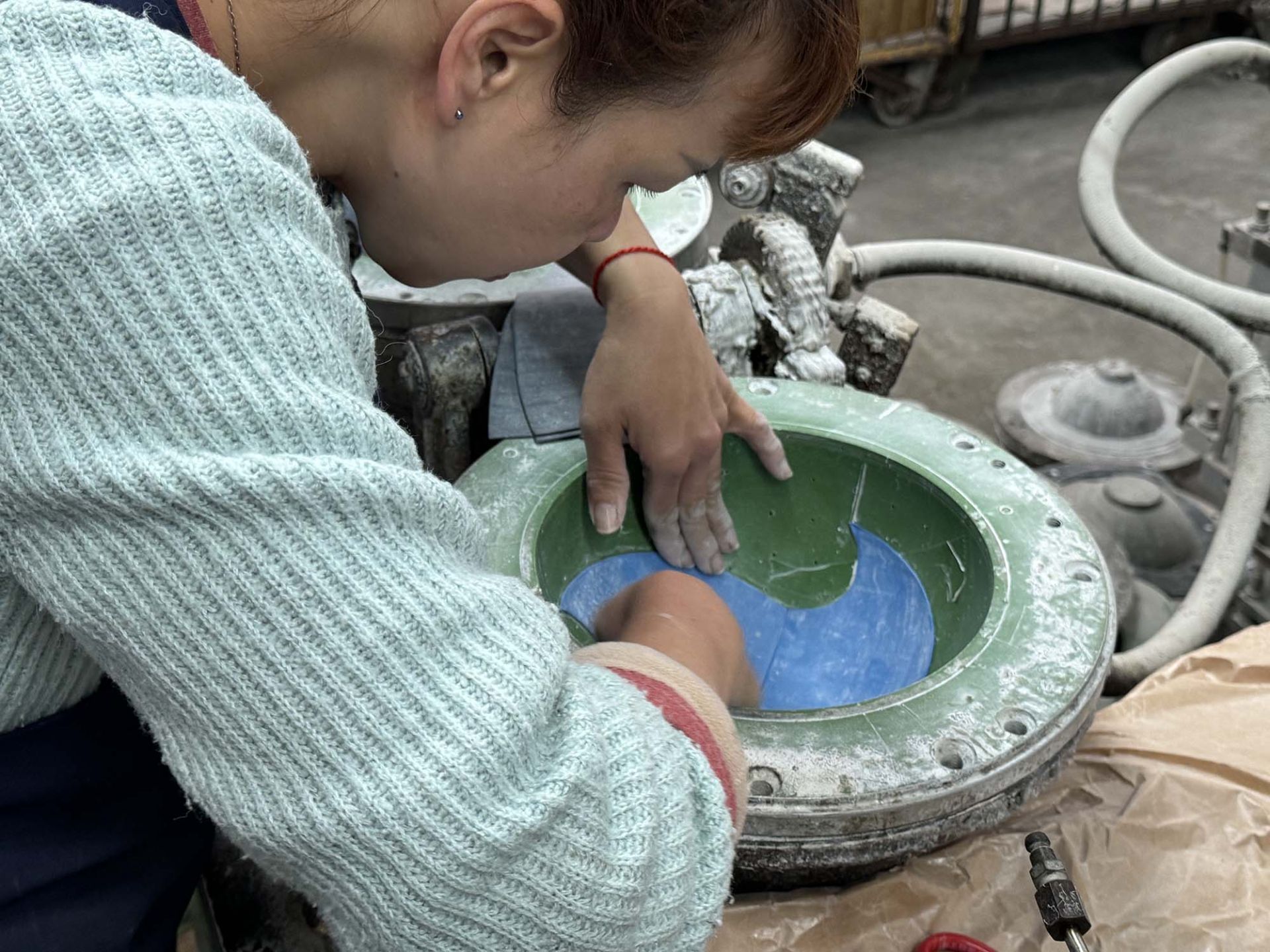 ALL_about_services_24G04_9Iz8C5At9K ALL_about_services_24G04_9Iz8C5At9K